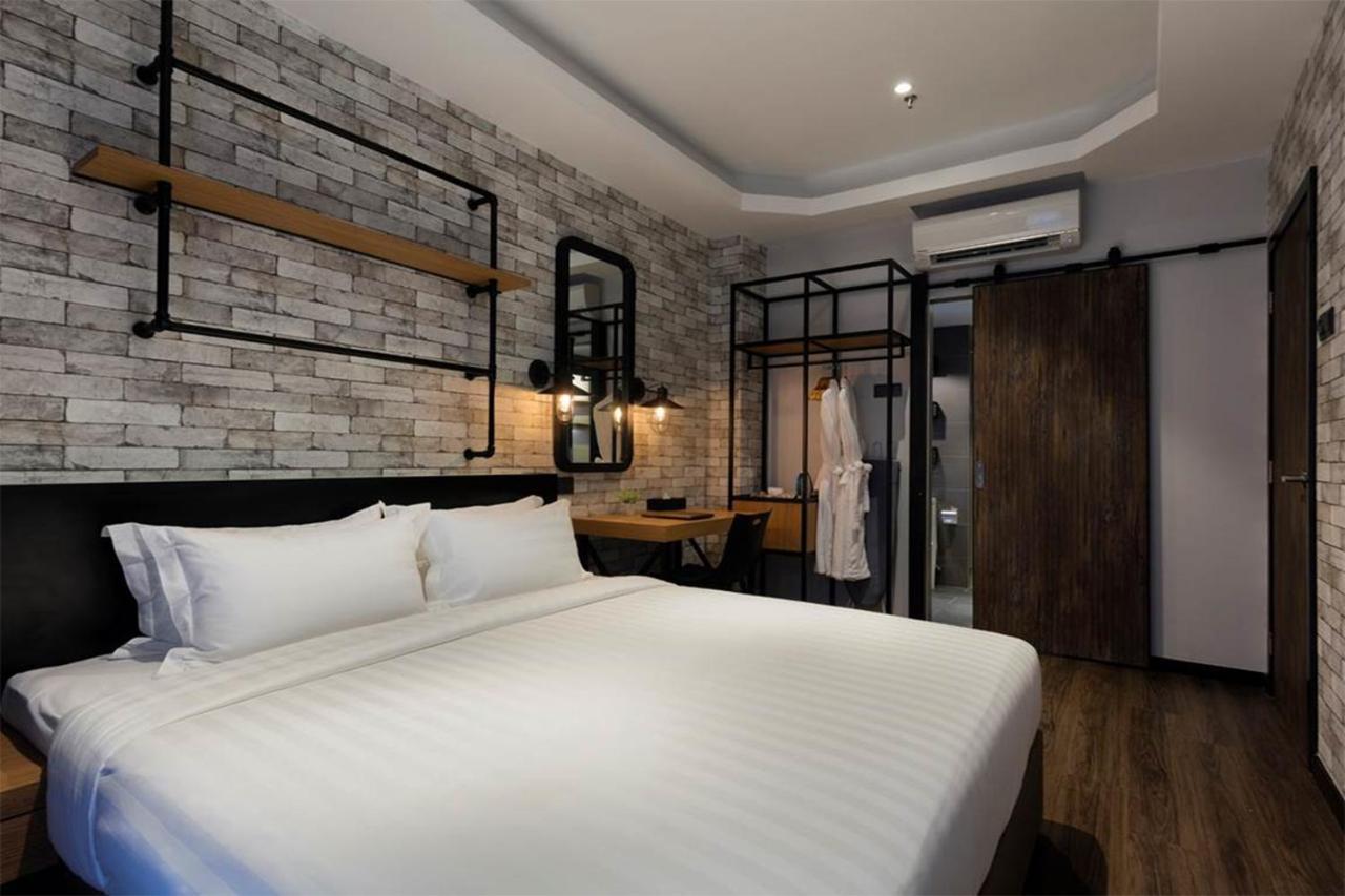 The Granite Luxury Hotel Penang George Town Exteriör bild